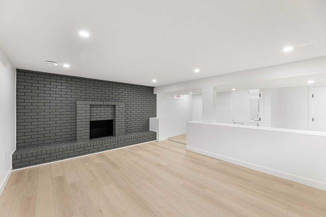471 Cedarpark Dr Sw, House other with 5 bedrooms, 3 bathrooms and 1 parking in Calgary AB | Image 17