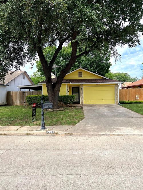 7215 Brandyridge, San Antonio, TX, 78250-3335 | Card Image