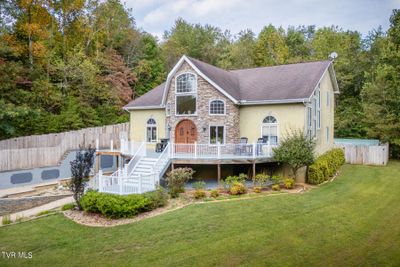 602 Oak Hills Parkway, House other with 3 bedrooms, 2 bathrooms and null parking in Greeneville TN | Image 1