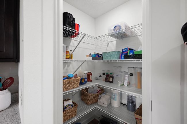 Kitchen Pantry | Image 16