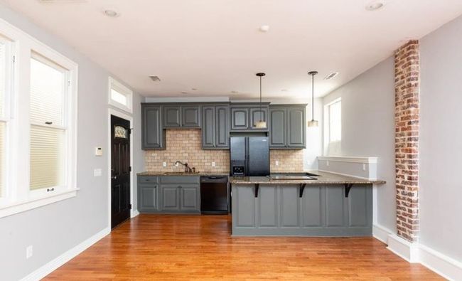 19 E Center St, Condo with 1 bedrooms, 1 bathrooms and null parking in Fayetteville AR | Image 5