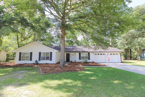 2821 Clayton Dr, Valdosta, GA, 31602-7202 | Card Image