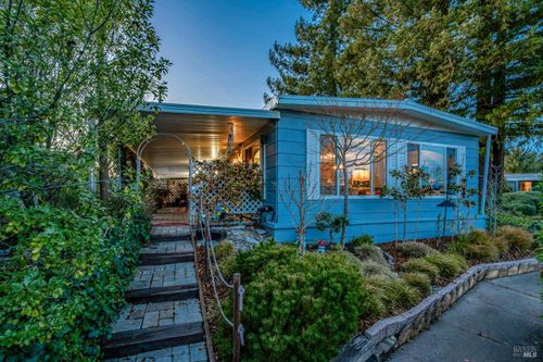 98 Sequoia Circle, Santa Rosa, CA, 95401 | Card Image