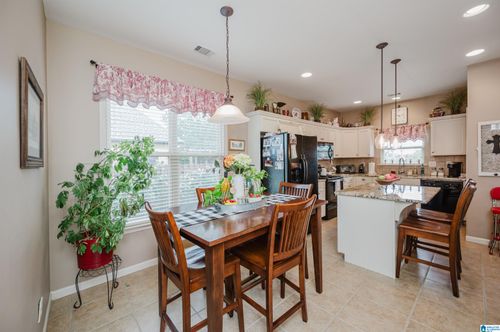 1359 Mountain Ln, GARDENDALE, AL, 35071-4201 | Card Image