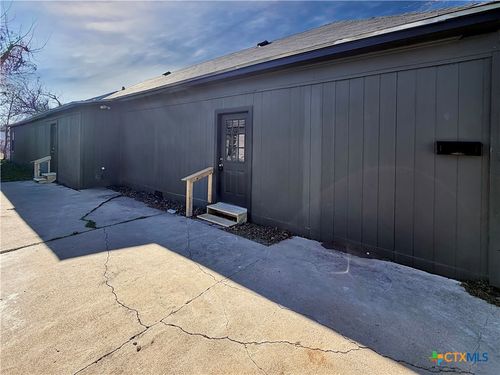 1113 W Downs Ave, Temple, TX, 76504-2461 | Card Image