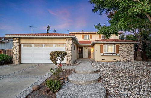 787 San Clemente Way, Mountain View, CA, 94043-3120 | Card Image