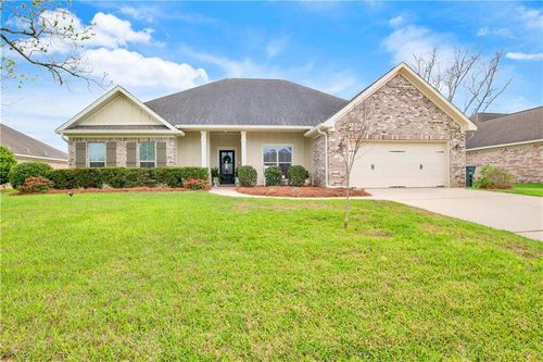 8889 Bainbridge Dr, Daphne, AL, 36526-8331 | Card Image