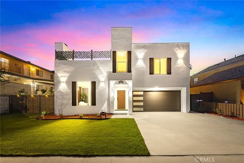 1081 1081 Loma Ave, Long Beach, CA, 90804 | Card Image
