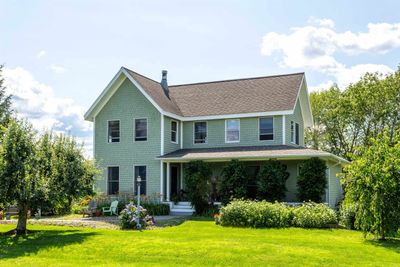 3671 Lakeview Drive, House other with 4 bedrooms, 2 bathrooms and null parking in North Hero VT | Image 1