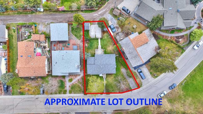 1001 9 Avenue, House other with 4 bedrooms, 2 bathrooms and 4 parking in Canmore AB | Image 38