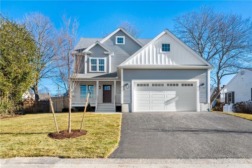 70 Magnolia St, Bristol, RI, 02809-3416 | Card Image