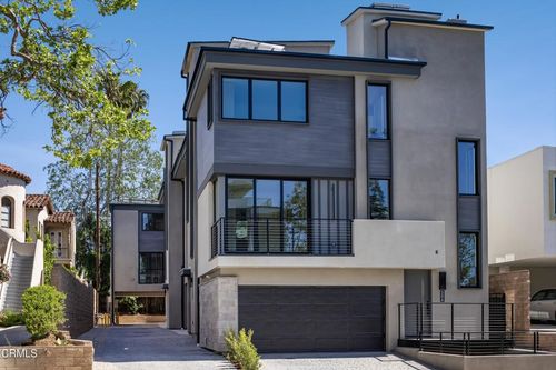 506 N Sycamore Ave, Los Angeles, CA, 90036-2004 | Card Image