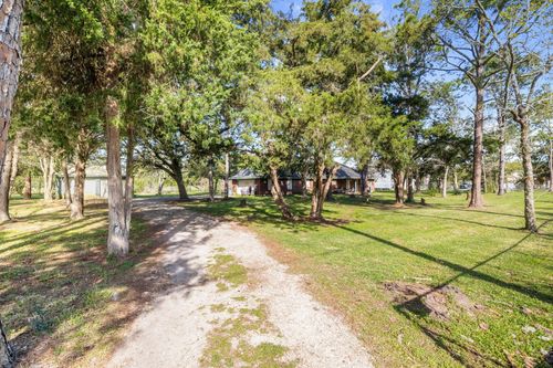 10826 28th St, Santa Fe, TX, 77510-8324 | Card Image