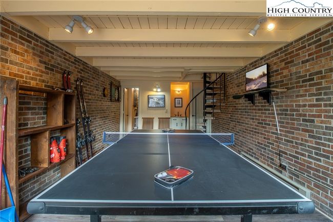UNIT-7 - 104 Snowplow Ln, Condo with 3 bedrooms, 3 bathrooms and null parking in Beech Mountain NC | Image 25