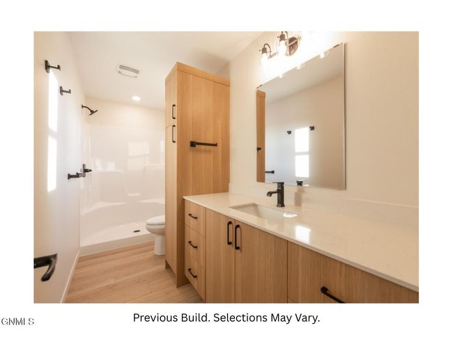 5511 Davies Drive, Townhouse with 2 bedrooms, 2 bathrooms and null parking in Bismarck ND | Image 24
