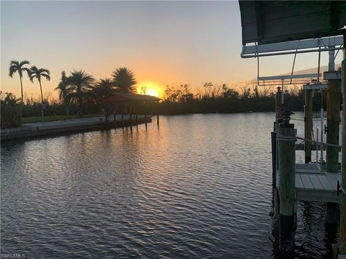 3939 Coconut Dr, Saint James City, FL, 33956-2242 | Card Image