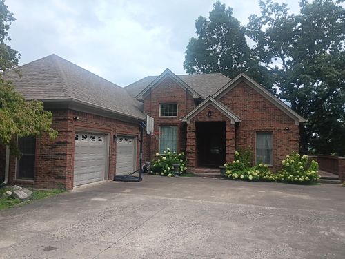 202 Oak Ridge Dr, Irvine, KY, 40336-7688 | Card Image