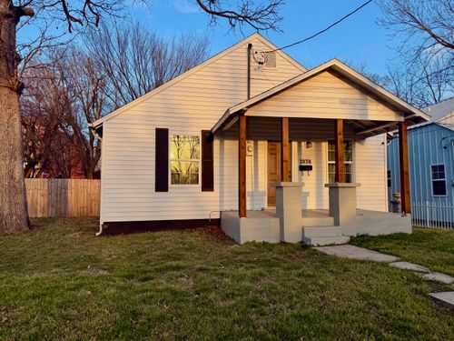 2038 N Weller Ave, Springfield, MO, 65803-4029 | Card Image