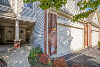 1240 Westlake Drive, Townhouse with 3 bedrooms, 2 bathrooms and 6 parking in Cary IL | Image 2