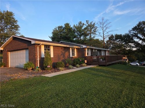 2030 Silver Globe Rd, Marietta, OH, 45750-6443 | Card Image