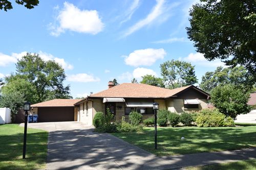 1114 Hewitt Dr, Des Plaines, IL, 60016-6041 | Card Image