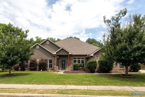 205 Maplebrook Dr, Madison, AL, 35756-3970 | Card Image