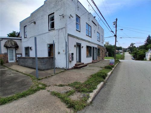 41 Searight Ave, Uniontown, PA, 15401-4316 | Card Image