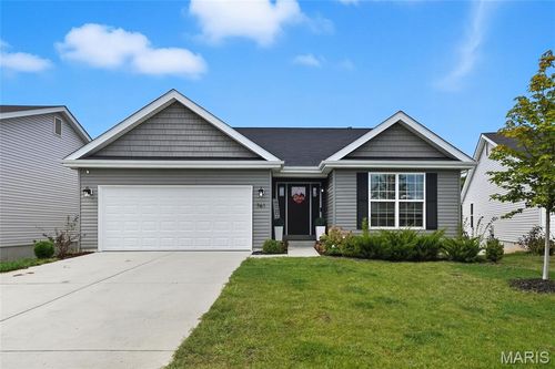 761 Creek View Dr, Fenton, MO, 63026-5132 | Card Image