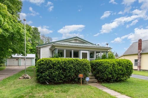 213 Railroad St, Concord, MI, 49237-9587 | Card Image