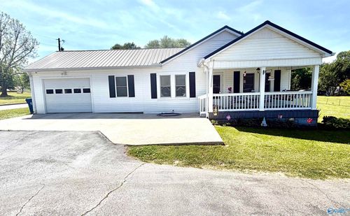 811 Highland St, Boaz, AL, 35957-1268 | Card Image