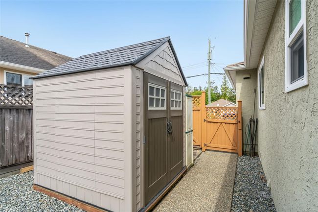 800 Mulholland Dr, House other with 3 bedrooms, 2 bathrooms and 2 parking in Parksville BC | Image 41