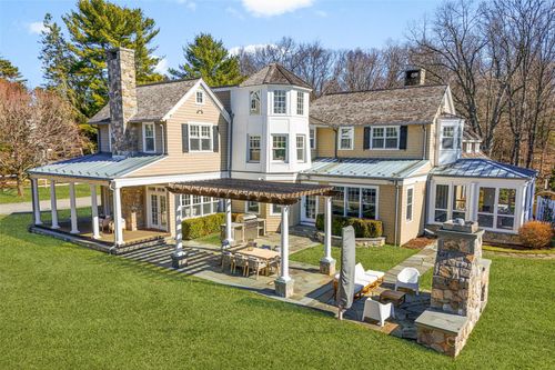 2 Quarter Mile Rd, North Castle, NY, 10504-1323 | Card Image