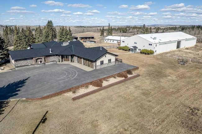 39225 Range Road 274, Home with 4 bedrooms, 4 bathrooms and 3 parking in Rural Red Deer County AB | Image 41