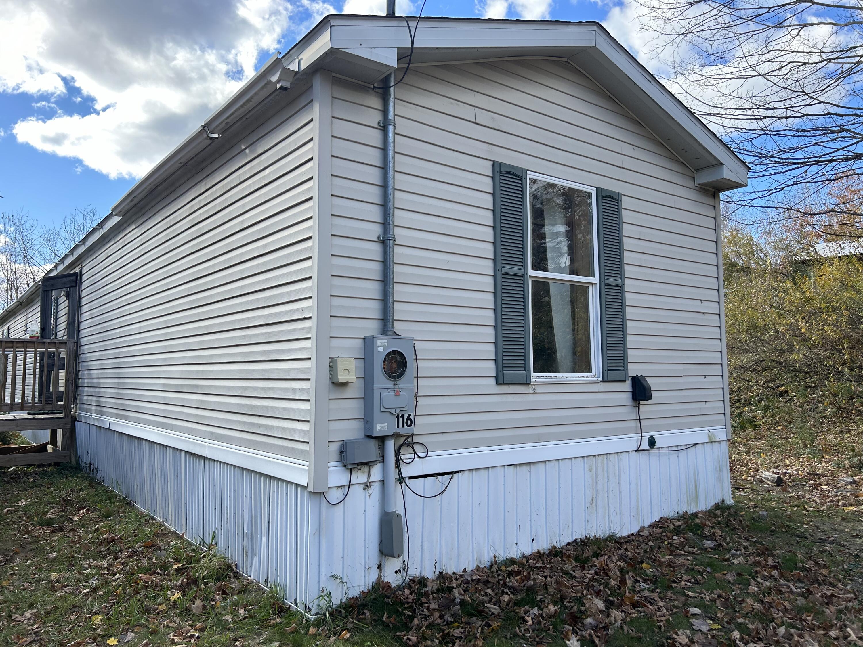 Dutch Dr, Farmington, ME 04938