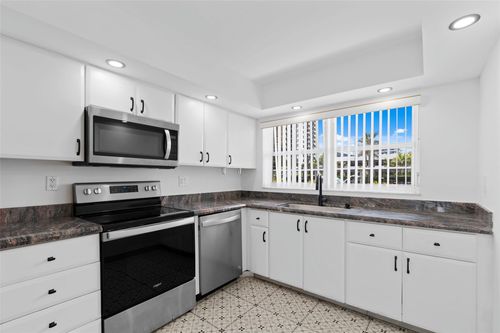 apt-123c-3300 S Ocean Blvd, Highland Beach, FL, 33487-4777 | Card Image