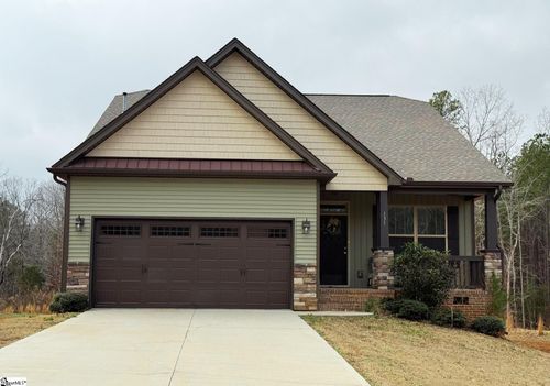 131 Estateside Dr, Anderson, SC, 29621-4977 | Card Image
