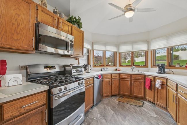 0 - 11757 S Brookside Dr, Condo with 3 bedrooms, 2 bathrooms and 2 parking in Palos Park IL | Image 12