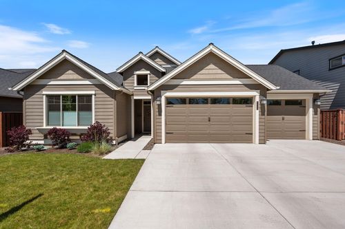 1229 Ne Sunrise St, Prineville, OR, 97754-1355 | Card Image