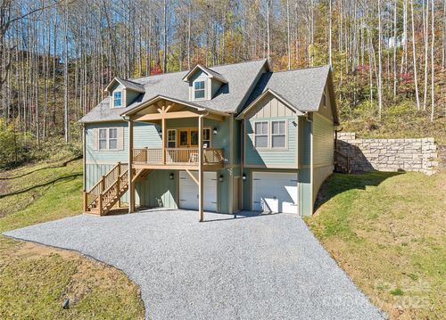 85 Garnet Spring Ln, Waynesville, NC, 28785-0145 | Card Image