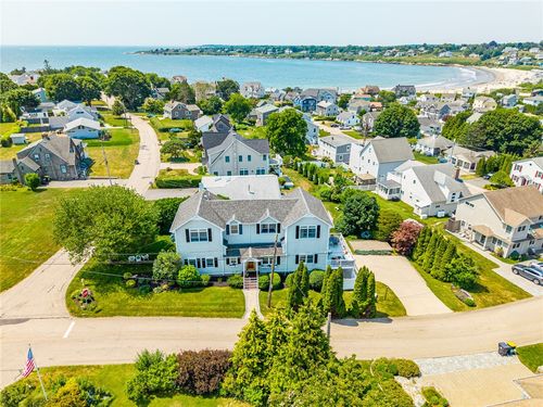 33 Withington Rd, Narragansett, RI, 02882-2227 | Card Image