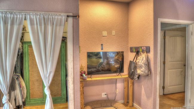 121 David Rankin Rd, House other with 3 bedrooms, 2 bathrooms and null parking in Leakey TX | Image 47