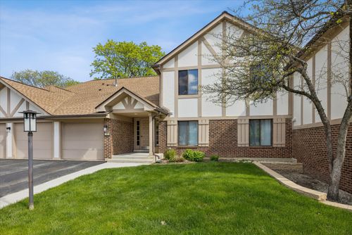 2al-826 Thornton Ct, Schaumburg, IL, 60193-5946 | Card Image