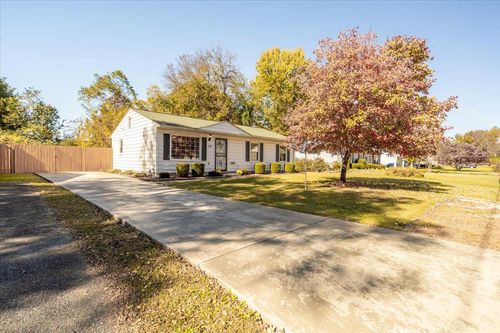 107 Carey Ave, Salem, VA, 24153-4064 | Card Image