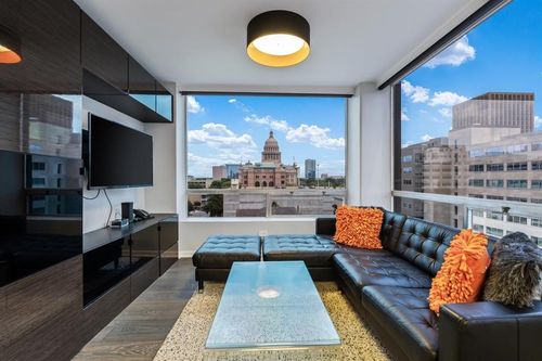 apt-701a-1212 Guadalupe St, Austin, TX, 78701-1811 | Card Image