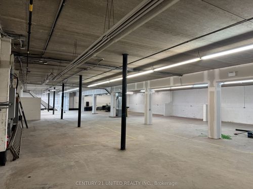 lower-level-2704 Lakefield Rd, Selwyn, ON, K9J6X5 | Card Image