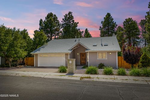 1535 E Appalachian Rd, Flagstaff, AZ, 86004-1713 | Card Image