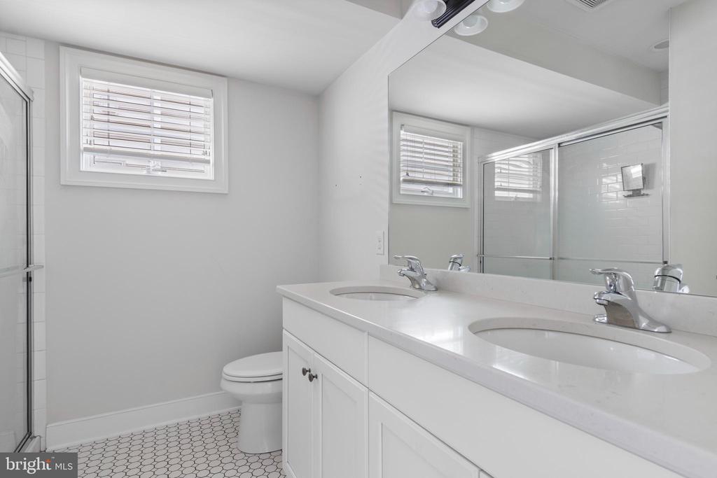 Residential in KENNETT SQUARE 3