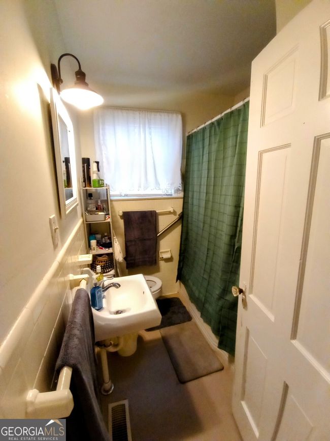 1917 2 Nd St Se, House other with 2 bedrooms, 1 bathrooms and null parking in Moultrie GA | Image 11