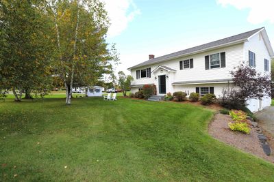 118 Ashman Drive, House other with 3 bedrooms, 2 bathrooms and null parking in Derby VT | Image 1