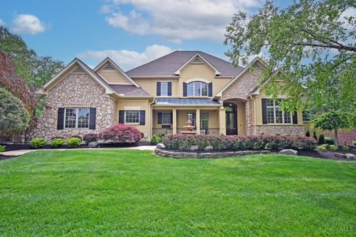 4911 Chestnut Hill Dr, Mason, OH, 45040-3802 | Card Image